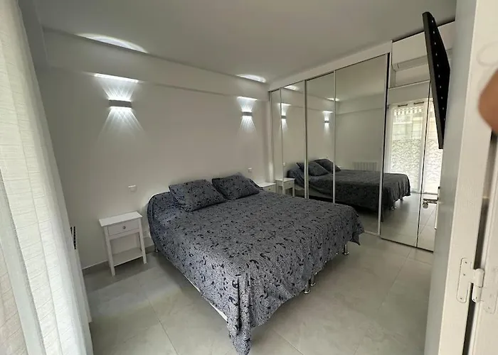 Lejlighed Impeccable 3 Pieces 80m2 Double Balcons,proche Juan Les Pins Proche Cannes *