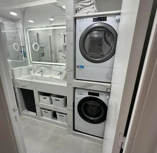 Impeccable 3 Pieces 80m2 Double Balcons,proche Juan Les Pins Proche Cannes * Antibes