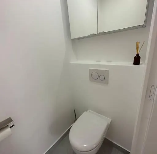 Impeccable 3 Pieces 80m2 Double Balcons,proche Juan Les Pins Proche Cannes דירה אנטיב